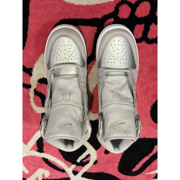 Jordan 1 Retro High CO Japan Neutral Grey (GS) 7 - Picture 2 of 9